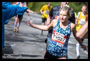 EISWUERFELIMSCHUH - Hamburg Marathon Laufen Haspa Mizuno (34)