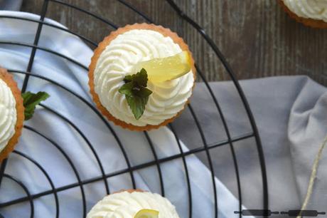 Zucchini Zitronen Cupcakes / Zucchini Lemon Cupcakes Zucchini Zitronen Cupcakes / Zucchini Lemon Cupcakes