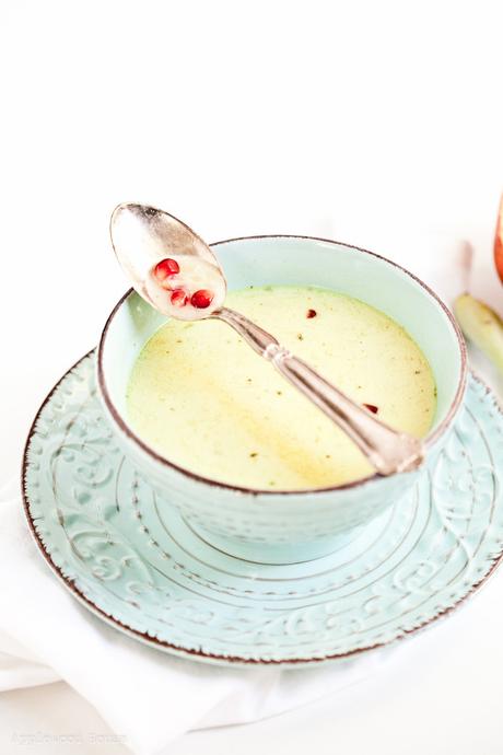 Suppenliebe ♥Thaisuppe mit Kokos, Zitronengras und Granatapfel