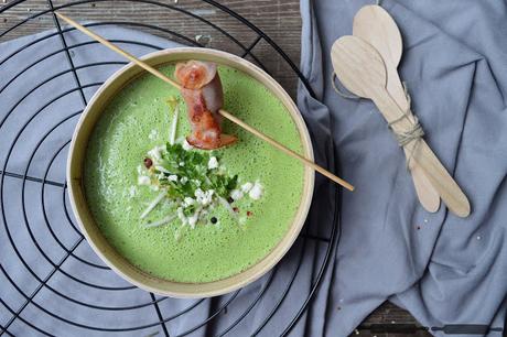 Spinat Gurken Suppe mit Datteln im Speckmantel / Spinach Cucumber Soup