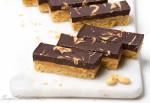 Peanutbutter-chocolate-bars with caramel-10