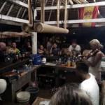 Eine schwedische Muskerin gab eines Abends ein Ssontanes Geigenkonzert in einer kleinen Bar