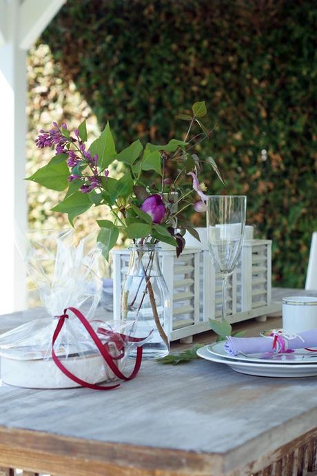 Blog + Fotografie by it's me! | fim.works | Muttertagsblumen aus dem Garten | Kaffeetafel Blog + Fotografie by it's me! | fim.works | Muttertagsblumen aus dem Garten | Kaffeetafel