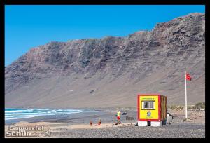 EISWUERFELIMSCHUH - Surfgeschichten Lanzarote Famara Surfen Kite I (40)