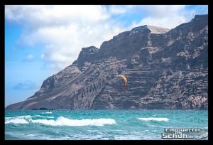 EISWUERFELIMSCHUH - Surfgeschichten Lanzarote Famara Surfen Kite I (8)