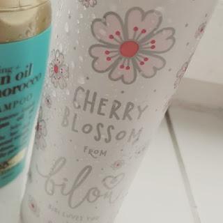 Review: Bilou Cherry Blossom Duschaum - Limited Edition