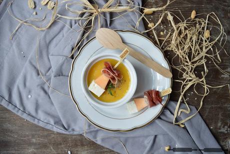 Kohlrabi Melonen Suppe / Creamy Kohlrabi Melon Soup Kohlrabi Melonen Suppe / Creamy Kohlrabi Melon Soup