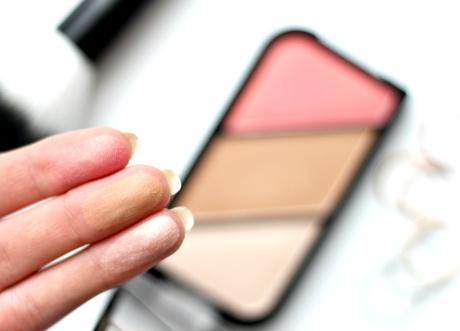 MANHATTAN Contouring Kit Summer in Barbados MANHATTAN Contouring Kit Summer in Barbados
