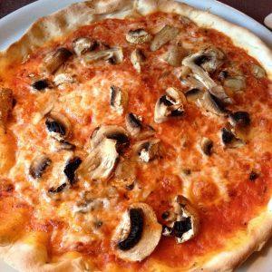 Pizza Funghi - Walsrode Restaurant