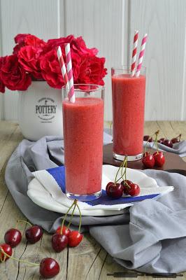 Very Cherry Smoothie mit Himbeeren Very Cherry Smoothie mit Himbeeren
