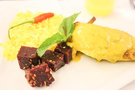 Von Flugangst, dem Besuch in der Austrian Airlines Werft & Dinner in einer Boing 777 Von Flugangst, dem Besuch in der Austrian Airlines Werft & Dinner in einer Boing 777