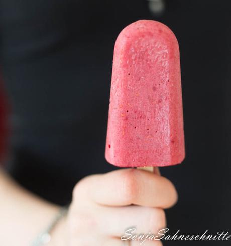 Rhubarb-raspberry-ice-pops (1 von 1)