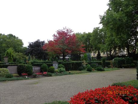 Unterwegs zum: Abteifriedhof in DU-Hamborn