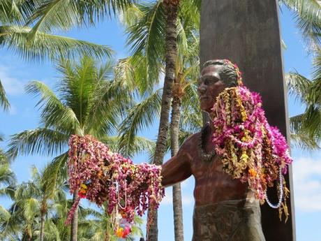 04_Statue-Duke-Paoa-Kahanamoku-Waikiki-Beach-Honolulu-Oahu-Hawaii
