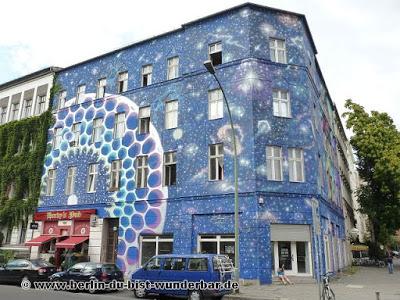 Street art in Berlin #50