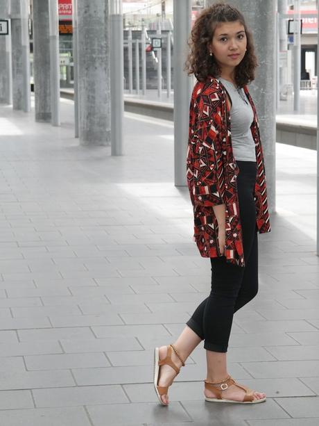 Kimono und Lace-Up Shirt: Mein Fashionbloggercafé Outfit