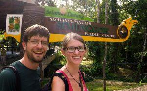 Orang-Utans-Semenggoh-Wildlife-Centre-Borneo-Kuching