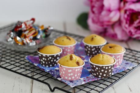 Mini Muffins Rezept mit Schokoriegeln