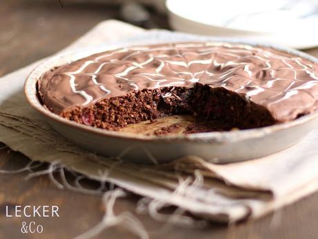 Nutella Kuchen mit Kirschen - yummy Nutella-Erdmandel-Kuchen mit Kirschen