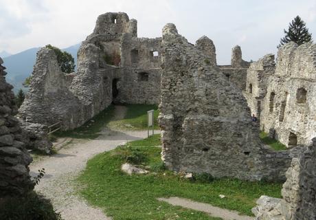 Burg Hohenfreyberg: Ein romantischer Traum vom Rittertum 500 Jahre vor Neuschwanstein