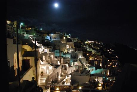 12_Fira-Thira-bei-Nacht-Santorin-Kykladen-Griechenland