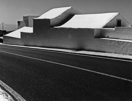 Wolfgang Bartels — Architektur und Mensch (Foto: Archaische Stufenhaus-Architektur, Tias, Lanzarote, 2014 | © Wolfgang Bartels)