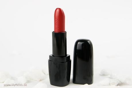 L.O.V. LIPaffair  Color & Care Lipstick - 551 Christina's Red