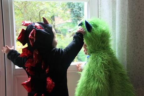 Märchen- und Monsterparty in der Kita: unsere Halloween-Kostüme Märchen- und Monsterparty in der Kita: unsere Halloween-Kostüme