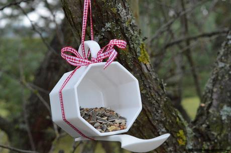 DIY: Vogelfutterstelle aus einer Tasse / Bird Feeder #craftythingsbyverena