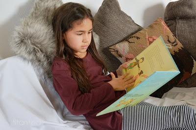 Die kleine Hummel Bommel feiert Weihnachten - Kinderbuch Tipp