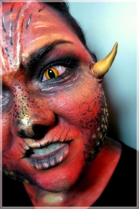 Facepainting Dragon make up
