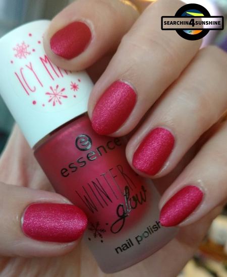 [Nails] essence WINTER glow nail polish ICY MATT 01 MISS FROST