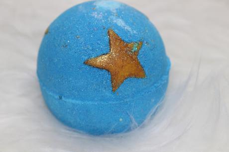 Lush Shoot for the Stars Demo + Bathbomb Review