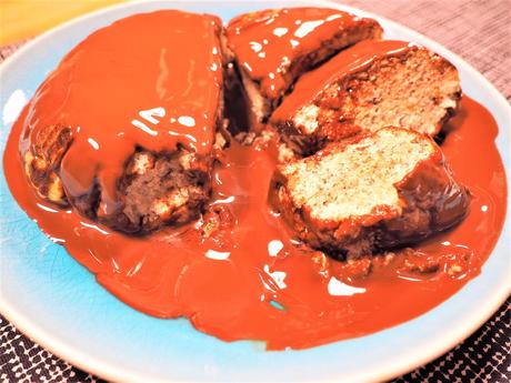 Topfen-Mohn-Fluffy mit Schokolade Sauce