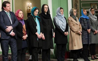 Schwedens Regierung setzt sich für die Unterdrückung der Frauen im Iran ein