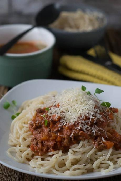 Die perfekte Bolognese aus dem Slowcooker Die perfekte Bolognese aus dem Slowcooker