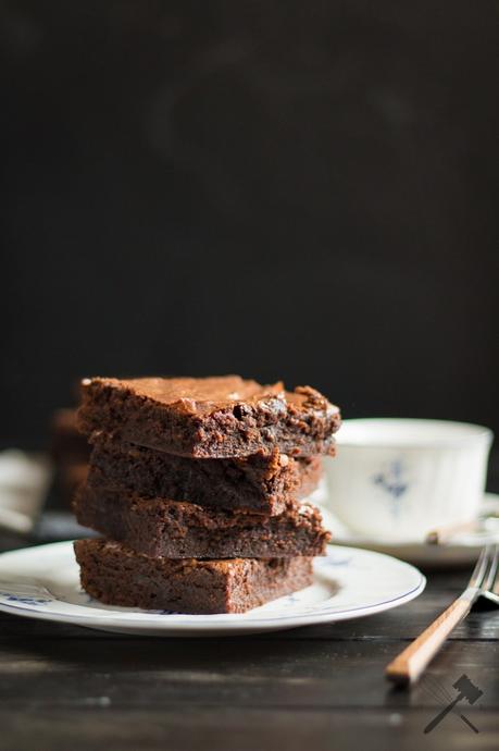 „fudgier-than-fudge“ Brownies – Happy Birthday