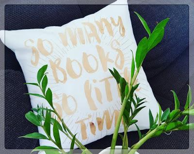 http://www.redbubble.com/de/people/elisavictoria/works/17290984-so-many-books?p=throw-pillow&size=small&type=cover-only&price=25.15&currency=EUR