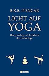 Bücherwurm: Licht auf Yoga