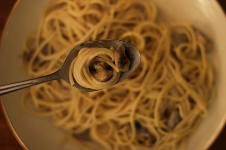 Spaghetti unter einer traumhaften Champignon Rahmsoße