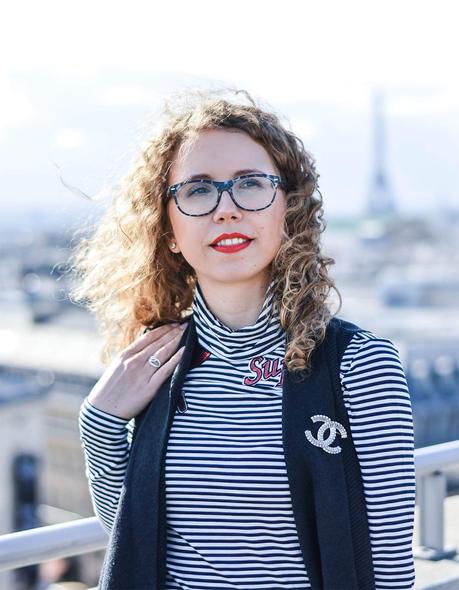 Outfit: Typical striped Shirt above the rooftops of Paris