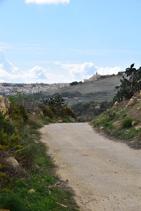 11_Wanderweg-Landschaft-Gozo-Malta-Mittelmeer