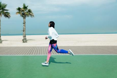 Nike Hijab Pro – Nike supportet muslimische Sportlerinnen Nike Hijab Pro – Nike supportet muslimische Sportlerinnen