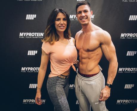 fitnessblog-fitnessblogger-fitness-blog-blogger-stuttgart-dreamteamfitness-fibo-2017-myprotein-Anja-zeitler-julius-ise fitnessblog-fitnessblogger-fitness-blog-blogger-stuttgart-dreamteamfitness-fibo-2017-myprotein-Anja-zeitler-julius-ise