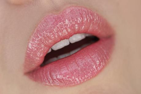 Manhattan Oh my Gloss Pink-finity 002 Manhattan Oh my Gloss Pink-finity 002