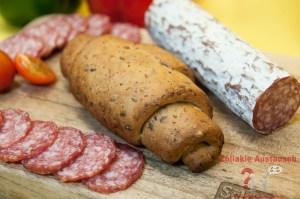 Schär Kornspitz – Neue glutenfreie körnige Brötchen mit einer Gewürzmischung aus Fenchel, Anis und Kümmel Schär Kornspitz – Neue glutenfreie körnige Brötchen mit einer Gewürzmischung aus Fenchel, Anis und Kümmel