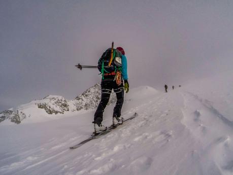 Dolce Vita extrem: Skitour auf die Signalkuppe