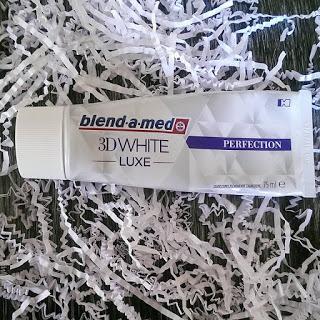 Blend a med 3D White Luxe Perfection