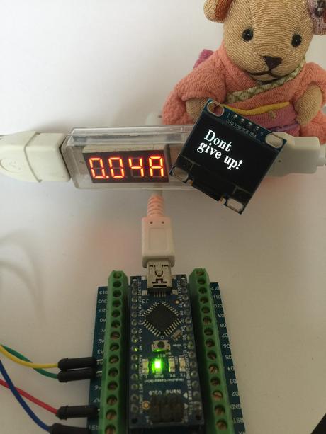 Stromverbrauch des OLED mit „Dont give up!“ Anzeige und Arduino Nano
