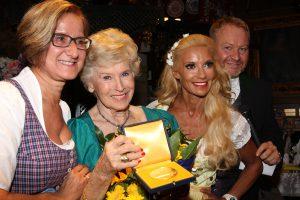 Waltraut Haas feierte 90. Geburtstag im Marchfelderhof Waltraut Haas feierte 90. Geburtstag im Marchfelderhof